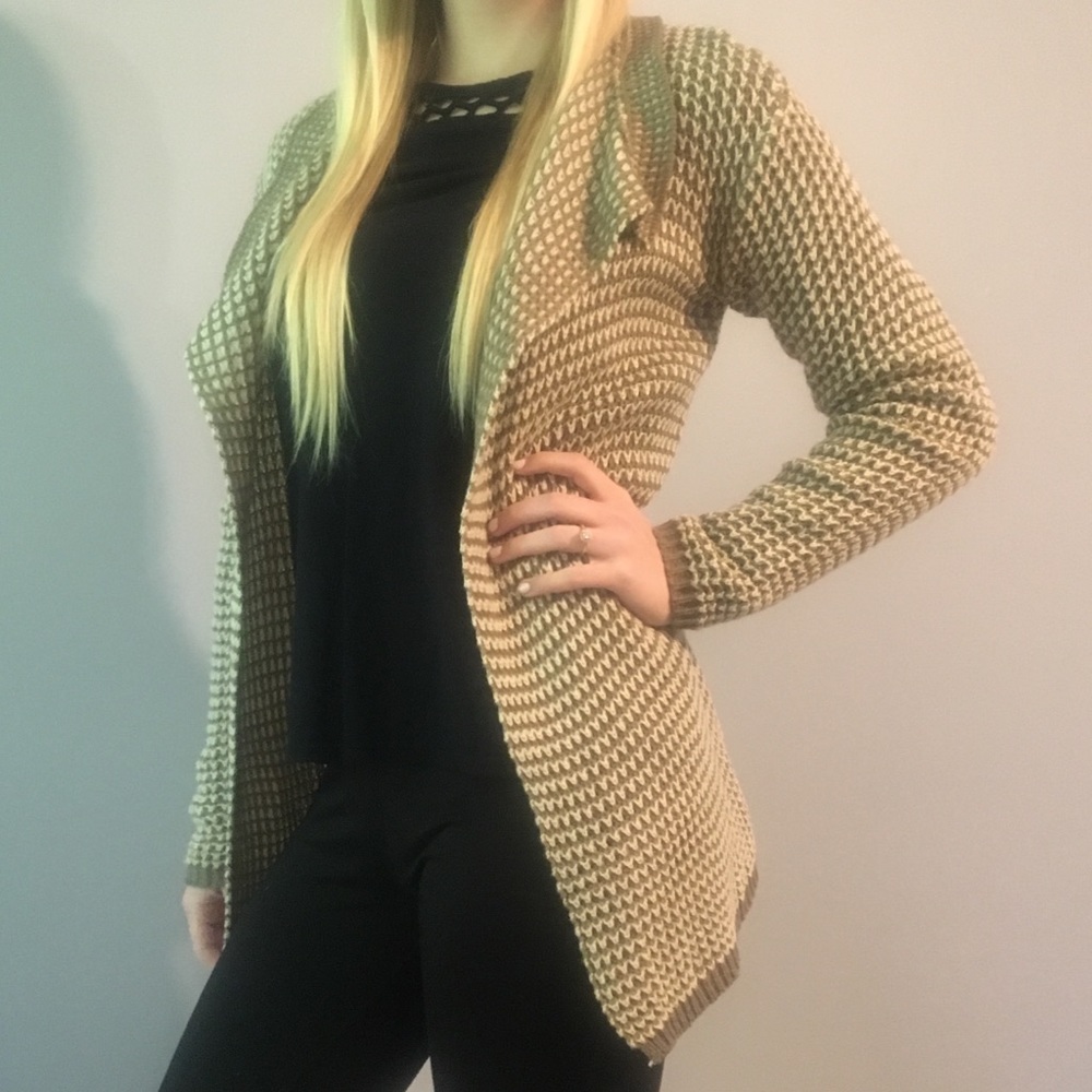 Knit cardigan
